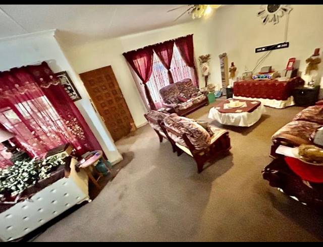 3 BEDROOM HOUSE FOR SALE IN VANDERBIJLPARK CW 6